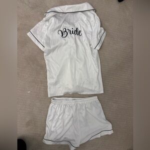 Le Rose Stories White Bride Sleepwear Set